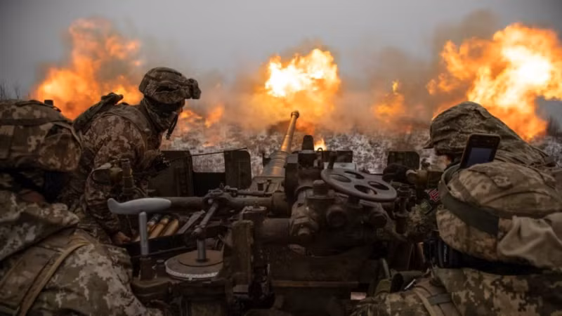 Trọng tâm cuộc tấn công của quân đội Ukraine ở Bakhmut dường như là ở khu vực điểm cao Krisivka, nơi diễn ra giao tranh ác liệt. Tại đây, lực lượng tấn công của Ukraine chạm trán với lực lượng đặc biệt Chechen "Akhmat", đơn vị tinh nhuệ được quân đội Nga cử tới khu vực. 