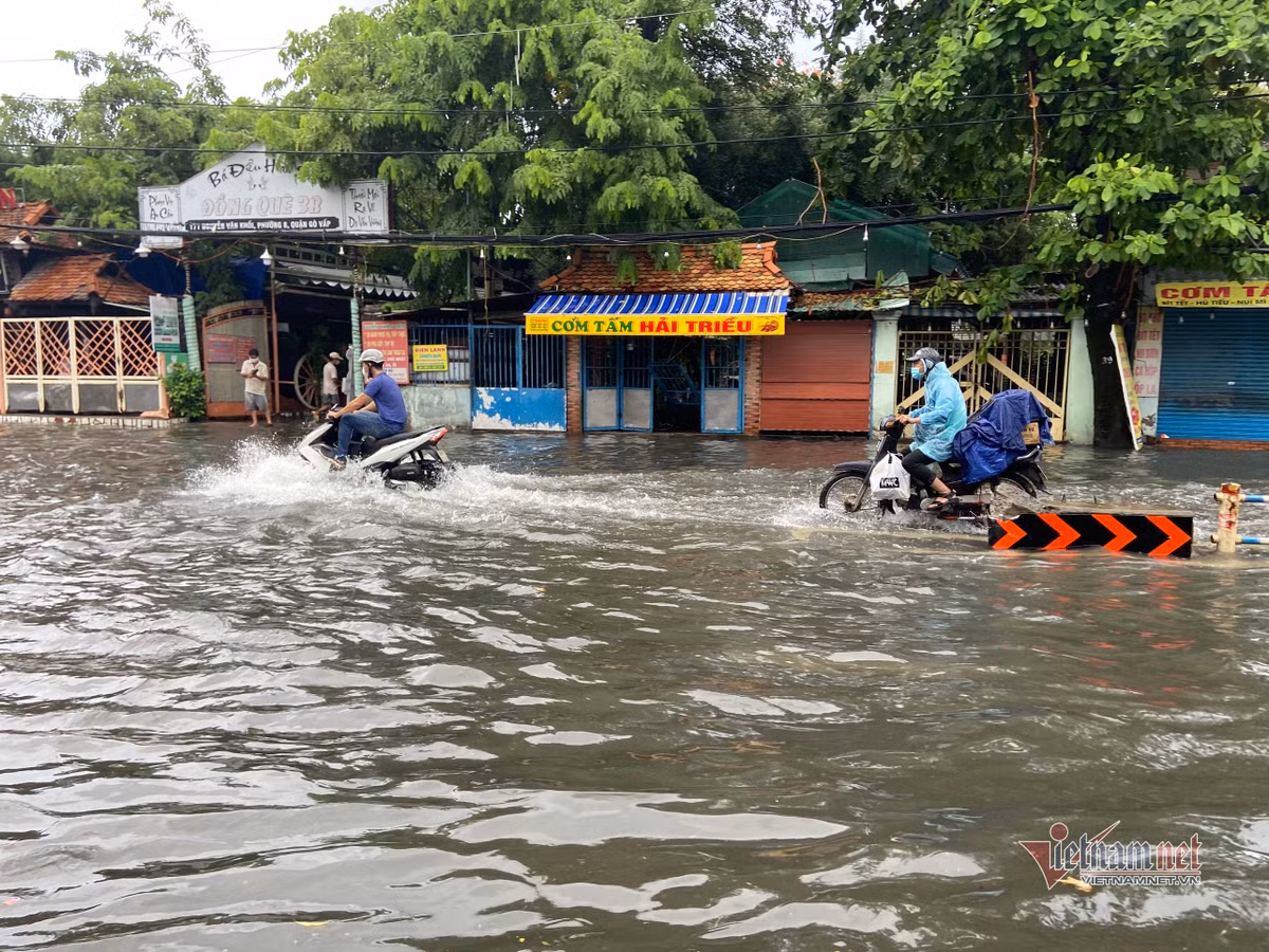 Đường Nguyễn Văn Khối