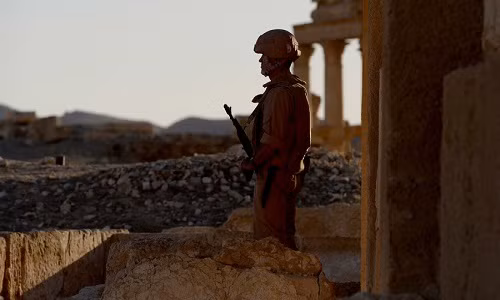Binh si Nga hy sinh anh dung khi chan xe bom tai Syria