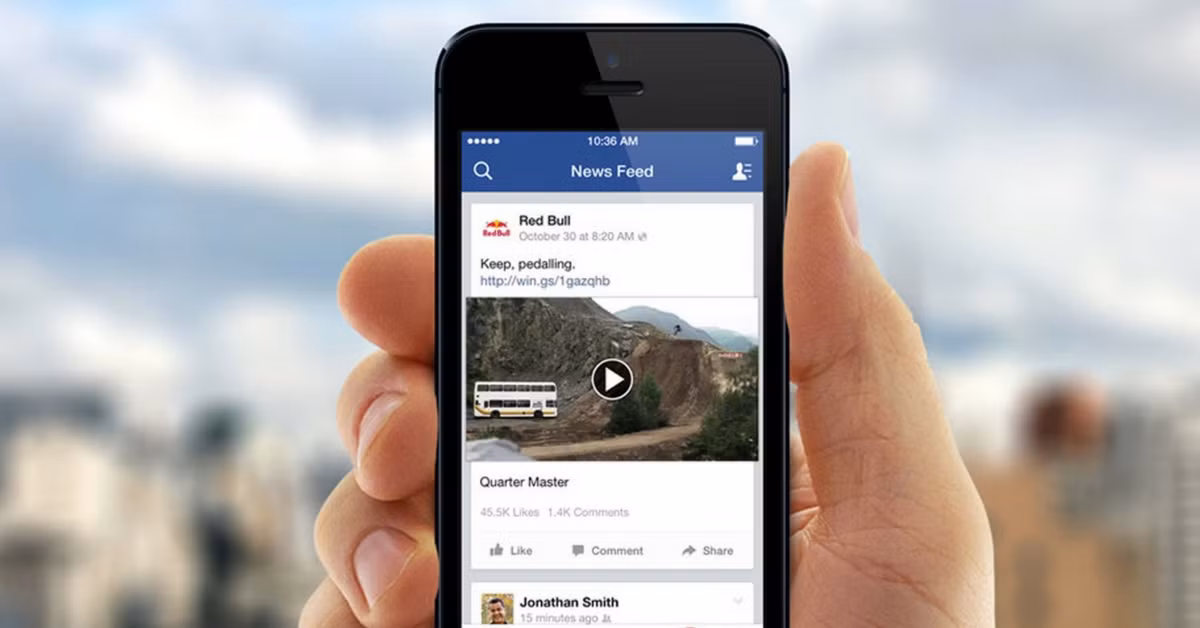 Nhiều người dùng Facebook ở Việt Nam và trên toàn thế giới chắc hẳn đã có lúc “ngán ngẩm” về việc phải xem những video, hình ảnh quảng cáo không liên quan đến bản thân trên newfeed của mình. Nhiều quảng cáo hữu dụng, nhưng phần lớn người dùng đều cho rằng việc các video quảng cáo Facebook xuất hiện bất ngờ đều khiến họ cảm thấy khó chịu. Đến nay, Facebook đã ra mắt một công cụ để người dùng giảm thiểu được mối phiền phức trên.