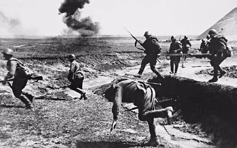 Những ngày sau đó, Phương diện quân Ukraina 2 cũng thực hiện các cuộc tấn công nhằm vào quân Đức. Theo đó, hai bên diễn ra thế trận giằng co đẫm máu.