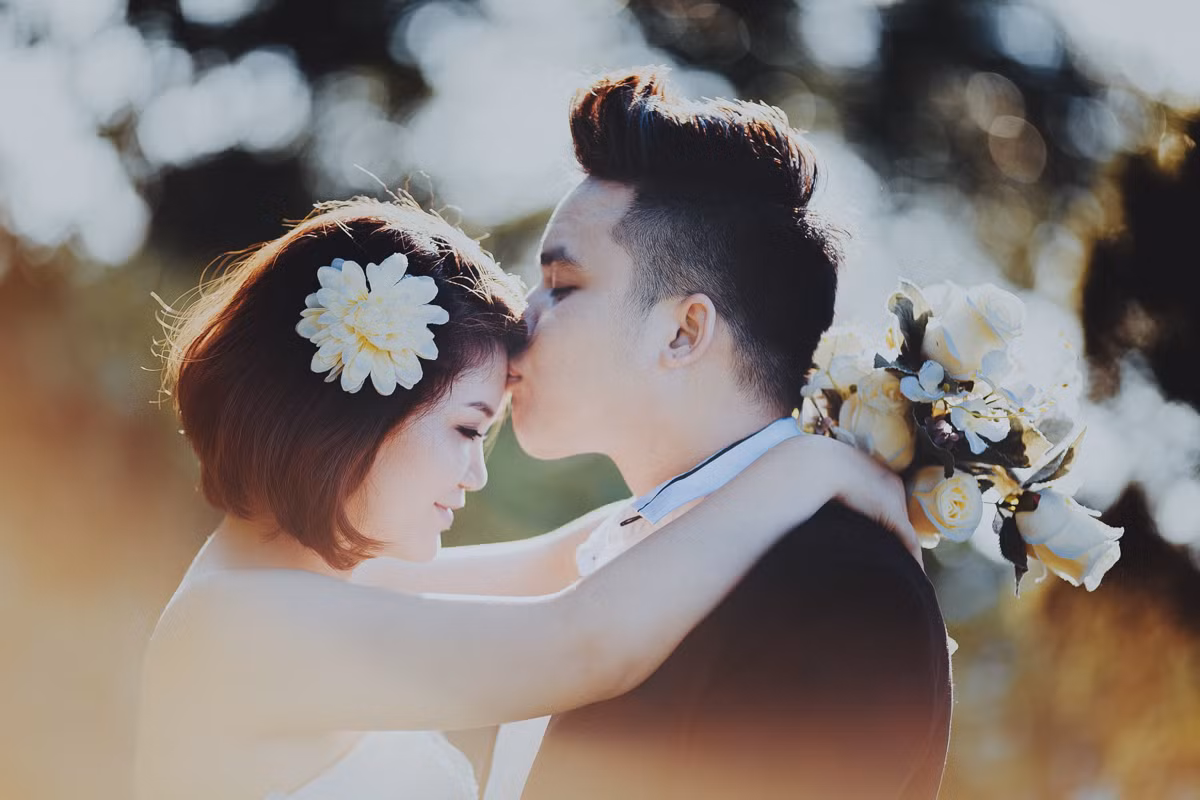 Hải Lê Cao là nhiếp ảnh gia gần đây rất nổi tiếng với một loạt bộ ảnh cưới đẹp mắt, giàu cảm xúc, được báo chí giới thiệu thường xuyên.