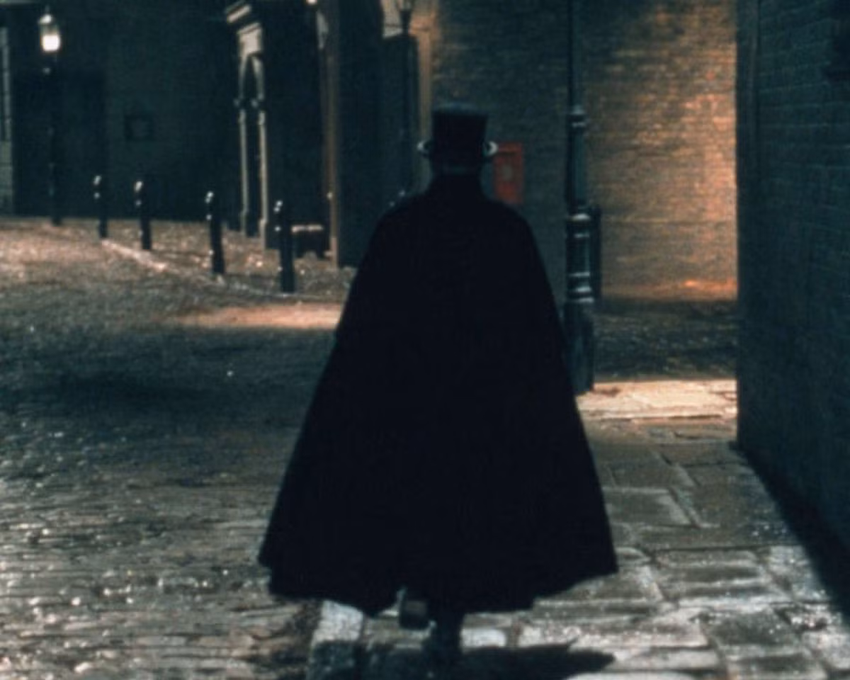 Jack đồ tể (Jack the Ripper) là sát nhân hàng loạt khét tiếng nước Anh. Đế nay, danh tính của gã vẫn là một ẩn số. Nhiều người cho rằng có thể giới chức trách sẽ có thể không bao giờ tìm ra lời giải giúp làm sáng tỏ bí ẩn lớn này.