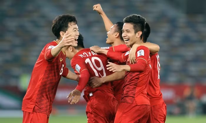Bong da Viet Nam 2019: Thoi co la day, van hoi la day-Hinh-2