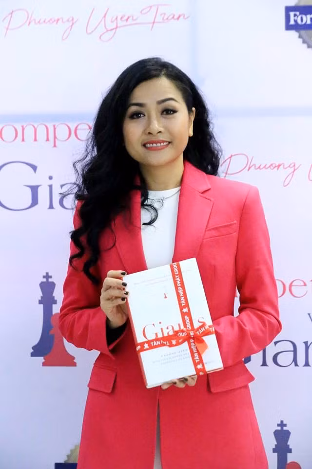 DN Tran Uyen Phuong: Hoc su thanh cong cua nguoi khac, giup minh thanh cong hon-Hinh-3