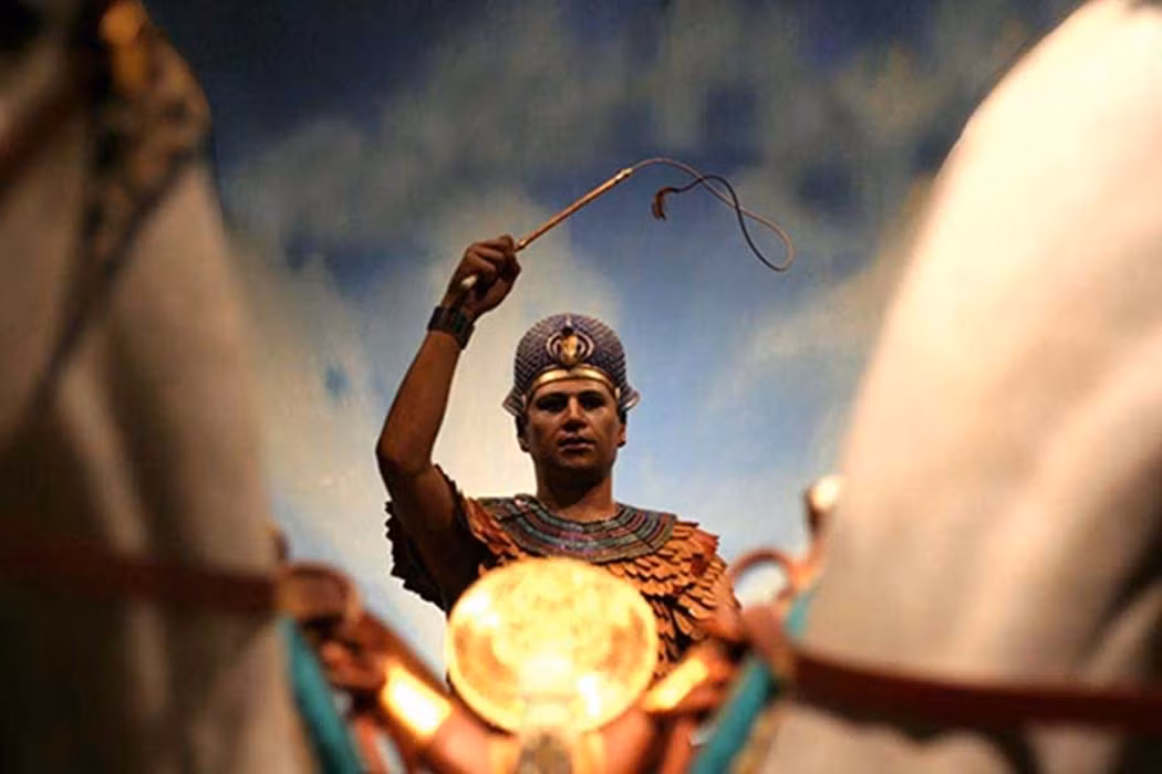 Cuộc đời và sự nghiệp của pharaoh Menes nổi tiếng lịch sử được nhắc đến trong nhiều tài liệu, truyền thuyết cổ xưa bởi ông là vị vua sáng lập ra Vương triều Ai Cập đầu tiên vào khoảng năm 3100 trước Công nguyên.