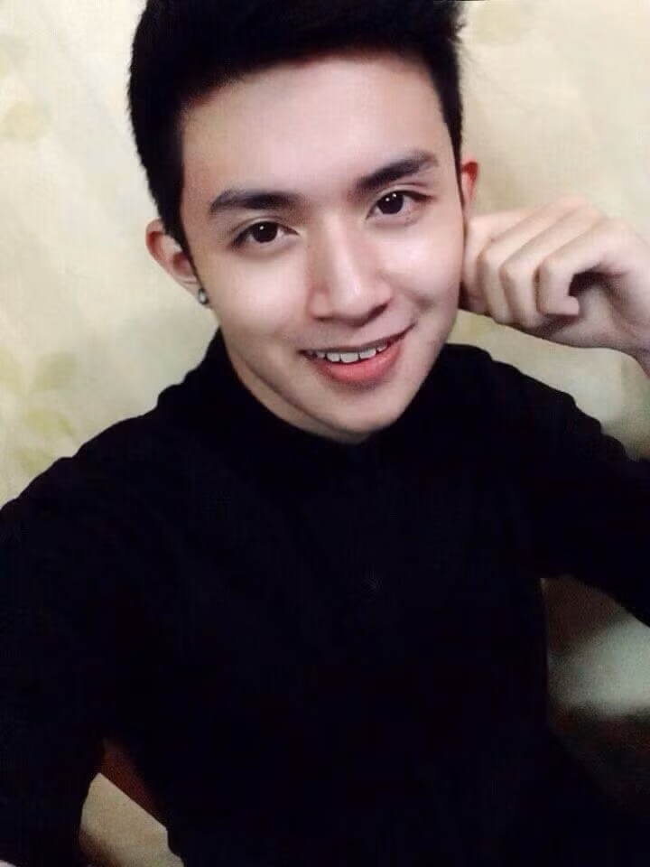 Và từ đó, số lượng người theo dõi trang cá nhân của Bảo Hoàng cũng tăng lên đột biến lên đến hơn 60 nghìn người.