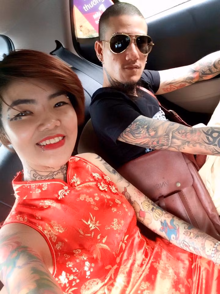 Theo tìm hiểu, Huỳnh Mai là một nữ thợ xăm đang sinh sống và làm việc TP HCM. Bức ảnh đón Trung Thu được Huỳnh Mai chụp trong một lần cô ra thăm Hà Nội mới đây.