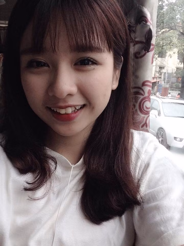 Được khen ngợi là xinh đẹp, duyên dáng, Phương Thảo cũng cảm thấy rất thích thú. Tuy nhiên cô bạn cũng không coi đây là cơ hội ăn theo, tìm kiếm sự nổi tiếng. Phương Thảo khiêm tốn, luôn cho rằng mình vẫn rất bình thường, còn cần cố gắng nhiều hơn nữa trong tương lai.