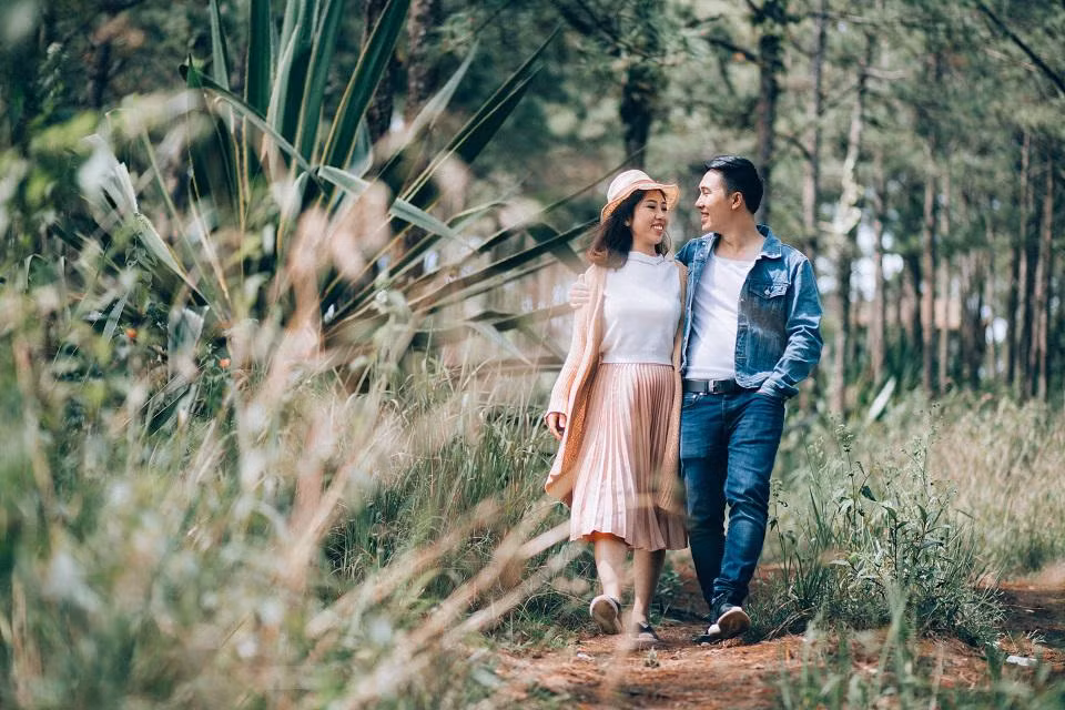 Cho đến bây giờ cả hai vẫn không thể ngờ sẽ yêu và kết hôn với nhau. Ngay cả những người bạn thân của Tiến và Trang cũng đều rất bất ngờ khi biết tin cả hai chính thức trở thành một đôi.