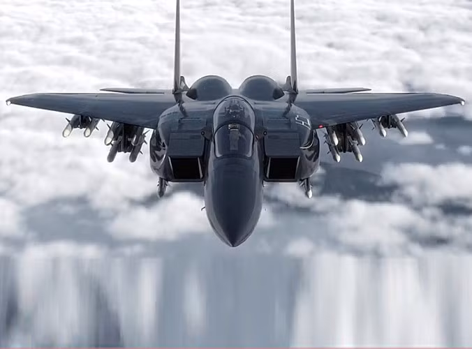 Điểm cuối cùng là tuy mang trong mình những thiết kế mang tính đột phát nhưng giá thành của F-15EX ở mức khoảng 85 triệu USD và sẽ xuống thấp khi số lượng đặt hàng lớn.