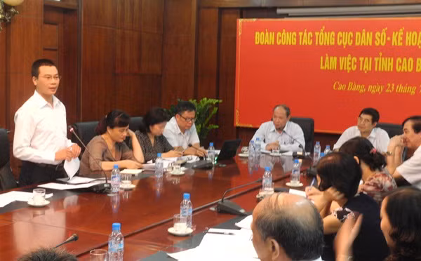 Người có 21 đứa con ở Cao Bằng khuynh gia bại sản vì đẻ - Hình 4 Nguoi có 21 dua con ỏ Cao Bàng khuynh gia bại sản vì dẻ-Hinh-4