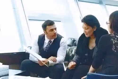 Nga ngua dich vu tut nhan sac chieu quy ba sieu giau