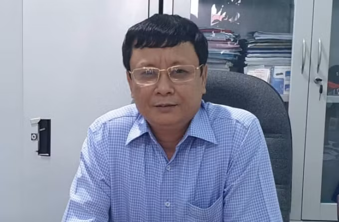  Khởi tố Giám đốc Công ty TNHH MTV Thủy lợi Bắc Hà Tĩnh vì đánh bạc: Ngày 7/1, Công an thị xã Hồng Lĩnh cho biết vừa khởi tố ông Nguyễn Hữu Phúc (Giám đốc Công ty TNHH MTV Thủy lợi Bắc Hà Tĩnh) về tội đánh bạc. Ngoài ra ông Phúc cũng bị UBND tỉnh Hà Tĩnh tạm đình chỉ công tác 30 ngày kể từ ngày 10/1/2022. 