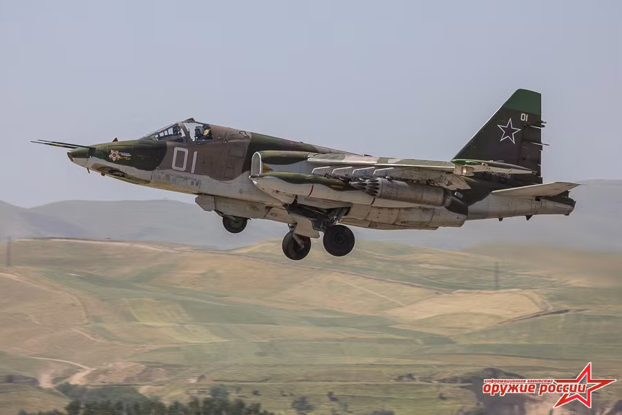 Máy bay cường kích Su-25. Nguồn ảnh: Arms-Expo