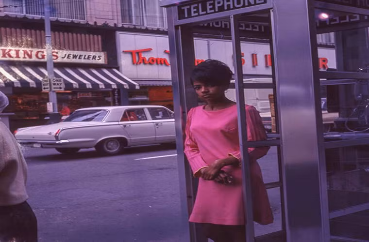 Bức ảnh chụp đường phố Seattle năm 1967.
