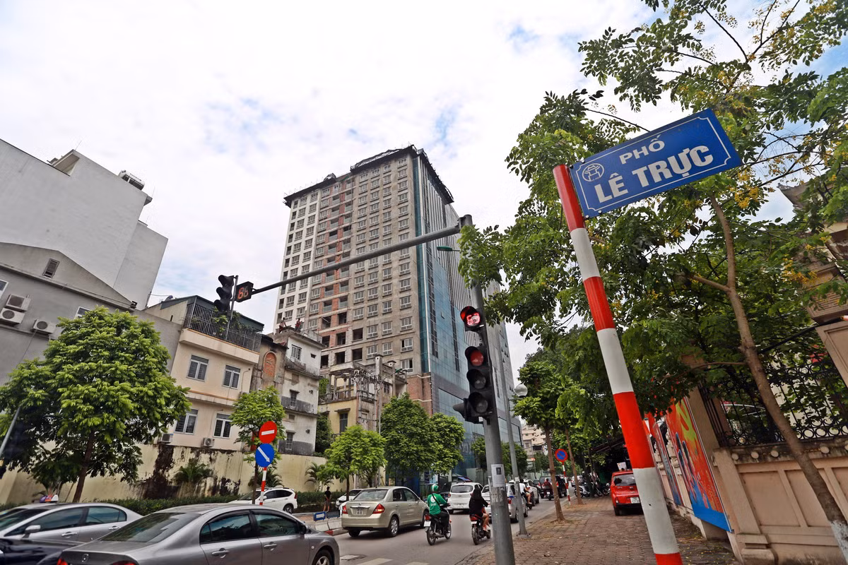 8B Lê Trực sai phạm, Hà Nội ứng 38,2 tỷ đồng tháo dỡ: Công ty may Lê Trực có phải trả tiền? 8B Le Truc sai pham, Ha Noi ung 38,2 ty dong thao do: Cong ty may Le Truc co phai tra tien?
