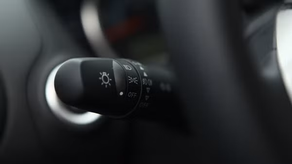 Mitsubishi Attrage: Hấp dẫn từ bên trong ảnh 8