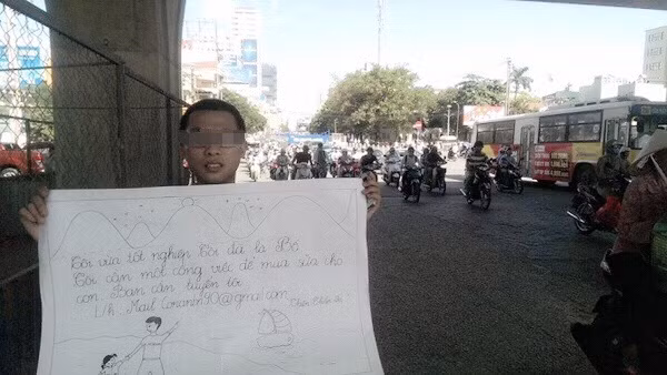 Ong bo 9X dung duong xin viec tu goc nhin gioi tre