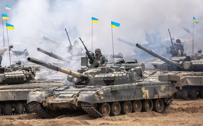 Kherson là một vị trí chiến lược rất quan trọng ở phía nam Ukraine và đóng một vai trò hiểm yếu trong tình hình xung đột chung. Bây giờ sau khi nơi này thất thủ và quân đội Ukraine lại tuyên bố sẽ phản công.