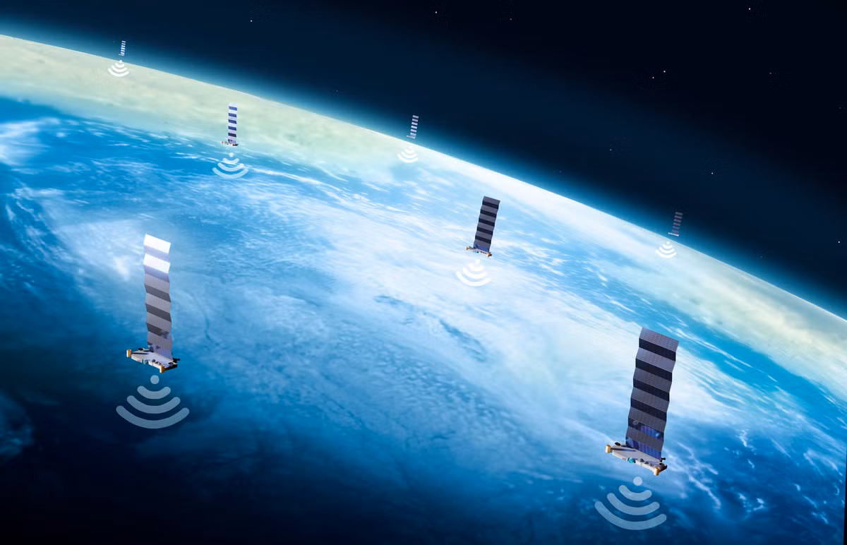 Trong một nỗ lực khác để hỗ trợ Ukraine chống lại Nga, mạng vệ tinh Starlink của Mỹ đã được triển khai vào ngày 27/2 để cung cấp kết nối internet ở nước này theo yêu cầu của Bộ Quốc phòng Ukraine.