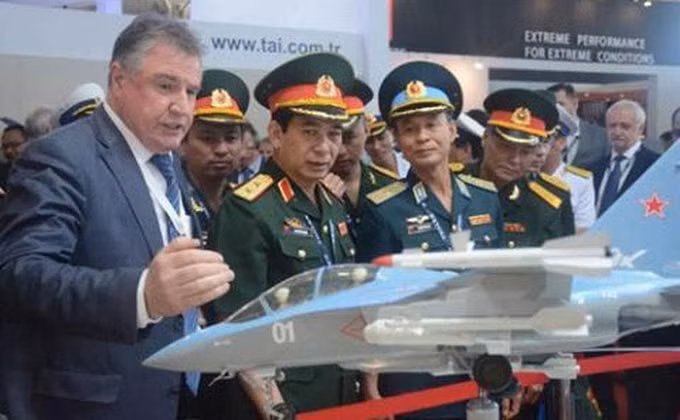 Khách hàng tiềm năng thứ hai là Không quân Nhân dân Việt Nam, quốc gia Đông Nam Á đang dự kiến thay thế nhiều loại máy bay chiến đấu hiện có trong biên chế, với các phương tiện truyền thông trong nước đã nhiều lần tuyên bố rằng việc mua máy bay Su-57 đang được lên kế hoạch.
