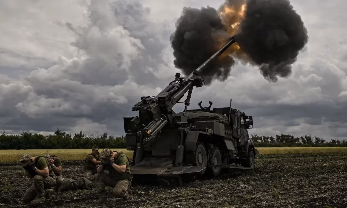 Nhưng sau khi binh sĩ Ukraine sử dụng những vũ khí trên, không ít người đã phải phàn nàn về chất lượng của những loại pháo phương Tây này. Một số tờ báo địa phương còn liệt kê từng vũ khí một và chỉ ra những điểm hạn chế của chúng như một bài học về cách sử dụng vũ khí phương Tây.