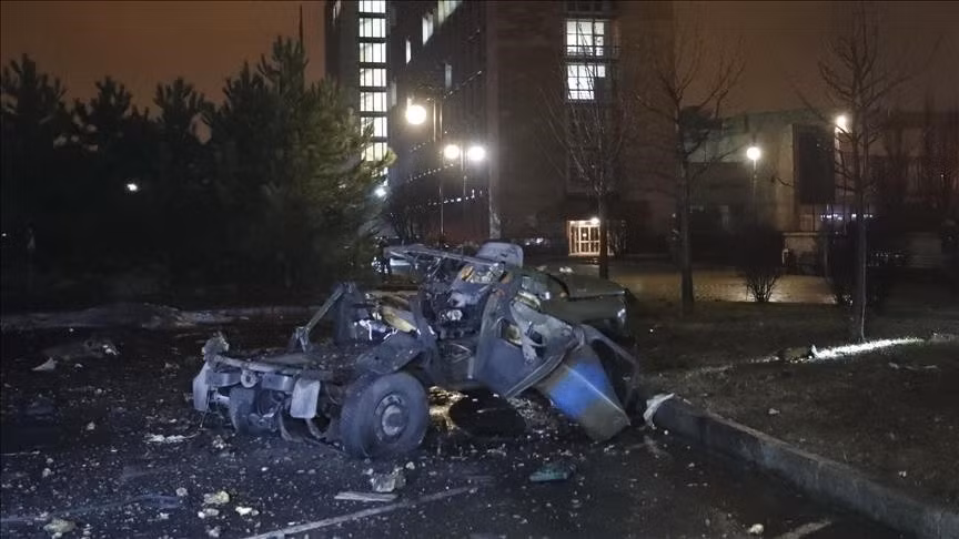Với việc cơ sở hạ tầng dân sự ở Donbass bị thiệt hại đáng kể trong khoảng thời gian 36 giờ qua, nhưng điều này vẫn chưa đủ cơ sở cho Nga có thể tiến hành can thiệp quân sự trực tiếp để hỗ trợ lực lượng ly khai ở Donbass.
