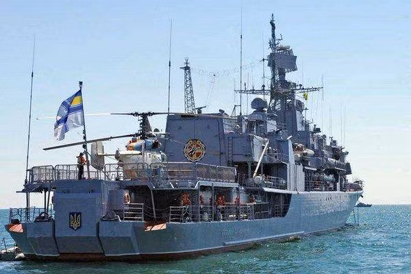 Hetman Sahaidachny là một khinh hạm của hải quân Ukraine ban đầu được đóng tại nhà máy đóng tàu Kerch như một tàu tuần tra Dự án 1135.1 lớp Nerei/Krivak III/Menzhinskiy.