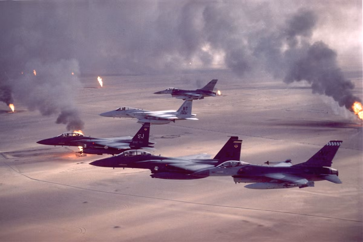 F-4 được phát triển trong những năm 1950, đi vào hoạt động từ năm 1960 và gần 5.200 chiếc đã được sản xuất trong suốt 30 năm hoạt động từ 1958 đến 1981. Hoạt động chiến đấu của nó bao gồm các cuộc tham chiến từ thời Việt Nam qua Chiến dịch Bão táp sa mạc và hơn thế nữa.