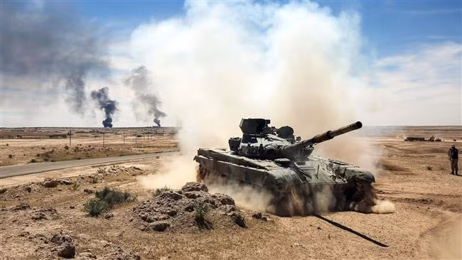 PressTV đưa tin, ngày 26/4, lực lượng tình nguyện Iraq Hashd al-Shaabi đã giành lại quyền kiểm soát thành phố cổ Hatra, cách thành phố Mosul khoảng 110 km về phía tây nam, từ tay phiến quân IS. Ảnh: PressTV.