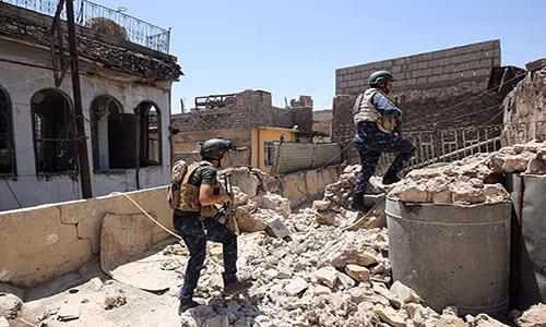 Quân đội Iraq nối lại chiến dịch giải phóng Tây Mosul hồi tháng 2/2017. Ảnh: FNA.