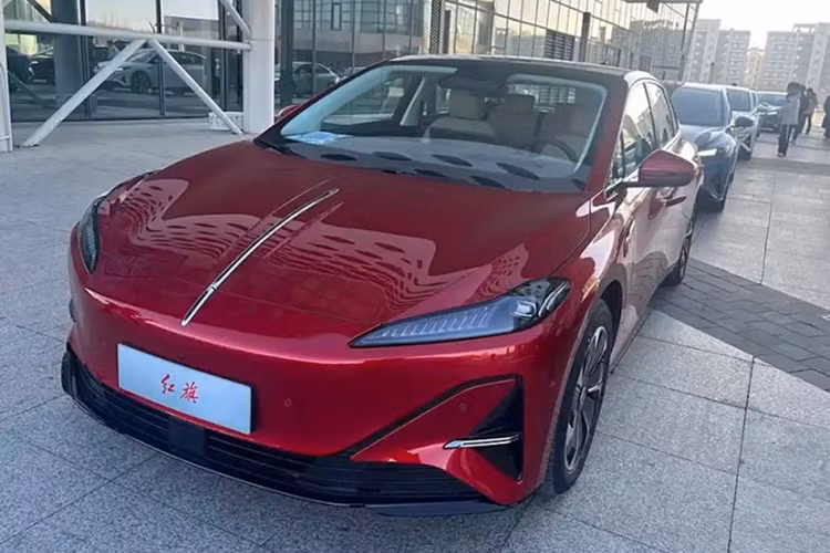 Năm 2024, Hongqi đã bán được hơn 410.000 xe, tăng 17,4% so với cùng kỳ năm 2023.