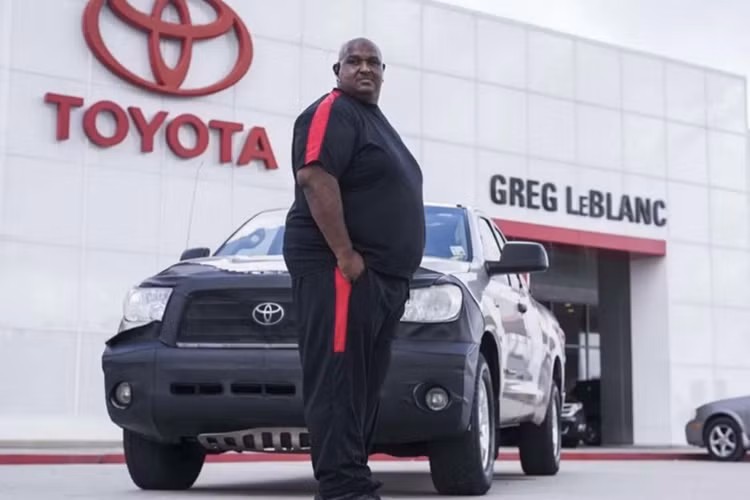 Đây là chiếc Toyota Tundra thứ hai của Victor Sheppard, đưa tới cột mốc đáng kinh ngạc này trong vòng chưa đầy 20 năm, sau khi từng lập kỳ tích tương tự với một chiếc Tundra 2007.