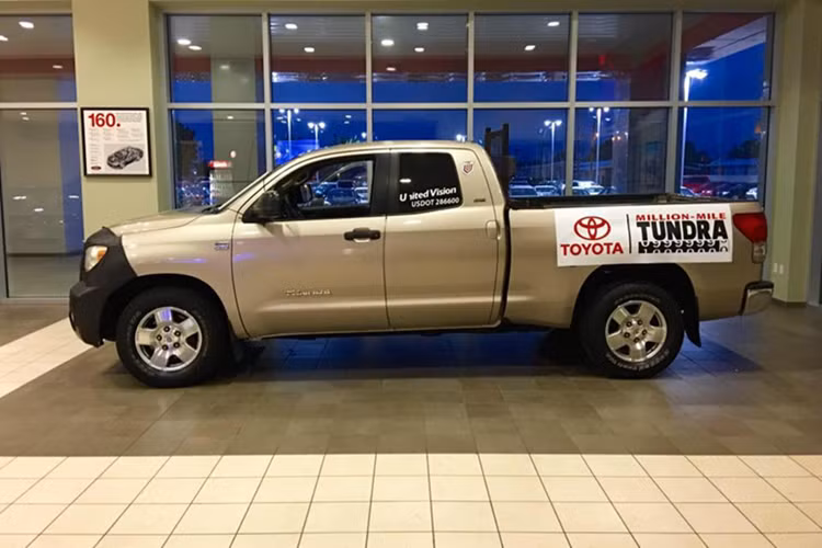Câu chuyện của Victor Sheppard không chỉ là bài ca về độ bền xe Toyota Tundra, mà còn là minh chứng cho giá trị của việc bảo dưỡng đúng cách. Trong thời đại xe điện và công nghệ ngập tràn, những chiếc xe “cơ khí thuần túy” như Tundra vẫn chứng minh được đẳng cấp bằng chính sự bền bỉ và ổn định không thỏa hiệp.