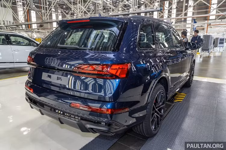 Cũng trong sự kiện xuất xưởng Audi Q7, tập đoàn Volkswagen đã hé lộ kế hoạch xuất khẩu những chiếc xe lắp ráp tại Malaysia sang các quốc gia Đông Nam Á. Tuy đại diện Volkswagen không tiết lộ thông tin cụ thể nhưng tài liệu được trình chiếu tại sự kiện cho thấy hình ảnh các mẫu xe Volkswagen ID.4, Volkswagen Touareg và Audi Q7 cùng các quốc kỳ của các nước Indonesia, Thái Lan và Việt Nam.