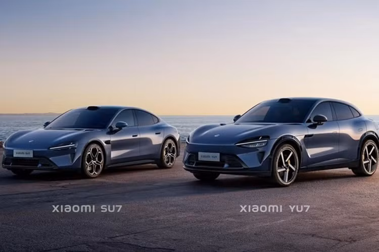 Ngay cả với một số vấn đề về lỗi của SU7 xuất hiện ban đầu, bao gồm cả các lỗi về phanh của xe, nhu cầu về SU7 của khách hàng Trung Quốc vẫn không giảm. Gã khổng lồ công nghệ của Trung Quốc đã làm tốt khi duy trì sự quan tâm đến SU7 ở mức cao, tiết lộ bản Ultra hiệu suất cao vào tháng 10.