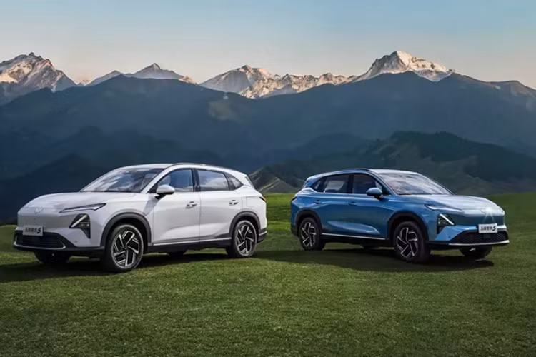Chevrolet Captiva 2025 ra mắt - xe điện Mỹ công nghệ "Tàu" - Hình 2 Chevrolet Captiva 2025 ra mat - xe dien My cong nghe