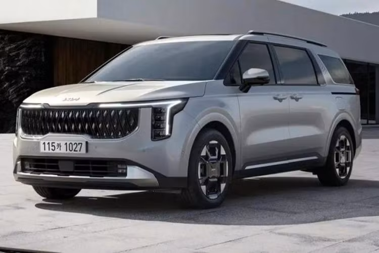 Theo Korean Car Blog, Kia Sorento thế hệ mới là mẫu xe bán chạy nhất tại thị trường Hàn Quốc trong năm 2024 với doanh số đạt 94.538 xe.