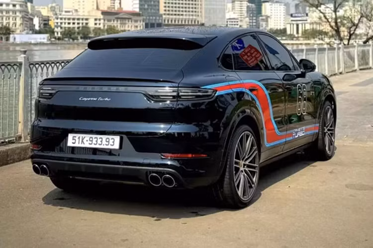 Sở hữu 1 dàn xe Porsche “2 cửa”, doanh nhân Hà Nội tậu Cayenne - Hình 2 So huu 1 dan xe Porsche “2 cua”, doanh nhan Ha Noi tau Cayenne-Hinh-2