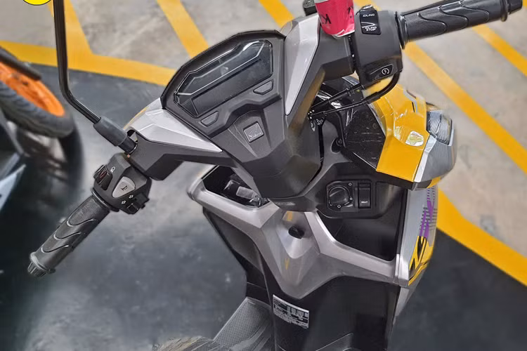 Tuy nhiên, cần lưu ý rằng các xe nhập khẩu tư nhân sẽ không được bảo hành chính hãng và quyền lợi sau bán hàng sẽ phụ thuộc vào thỏa thuận giữa khách hàng và đơn vị kinh doanh.