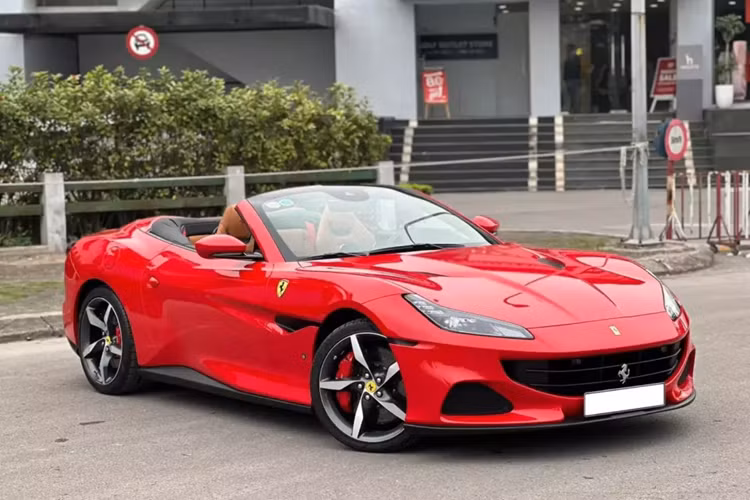 Ferrari Portofino - 