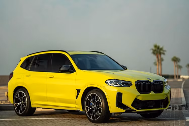 BMW X3 M: Phiên bản hiệu năng cao đích thực của mẫu SUV cỡ nhỏ BMW X3 sẽ không được tiếp tục phát triển, mặc dù thế hệ mới của chiếc X3 đã được giới thiệu vào giữa năm 2024. Hãng xe đến từ Đức dự định sẽ phát triển dòng xe hiệu năng cao dành riêng cho phiên bản thuần điện iX3 trong tương lai.