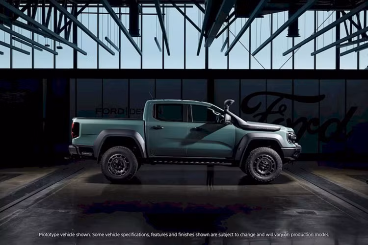 Ford tuyên bố rằng họ đã thực hiện những thay đổi về phần cứng đối với động cơ V6 để cải thiện độ tin cậy, vì các phiên bản trước đó có thể bị quá nhiệt và rò rỉ.