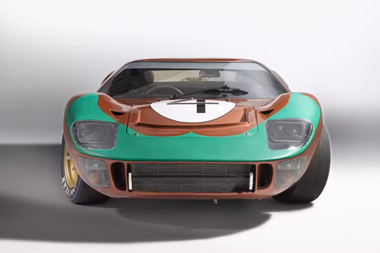 Ford GT40 Mk II 1966 cổ lỗ sĩ dự kiến bán 264 tỷ đồng - Hình 5 Ford GT40 Mk II 1966 co lo si du kien ban 264 ty dong-Hinh-5