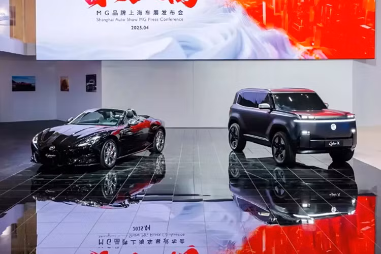 Ra mắt MG Cyber X - SUV điện thiết kế vuông vức, đèn pha ẩn Ra mat MG Cyber X - SUV dien thiet ke vuong vuc, den pha an