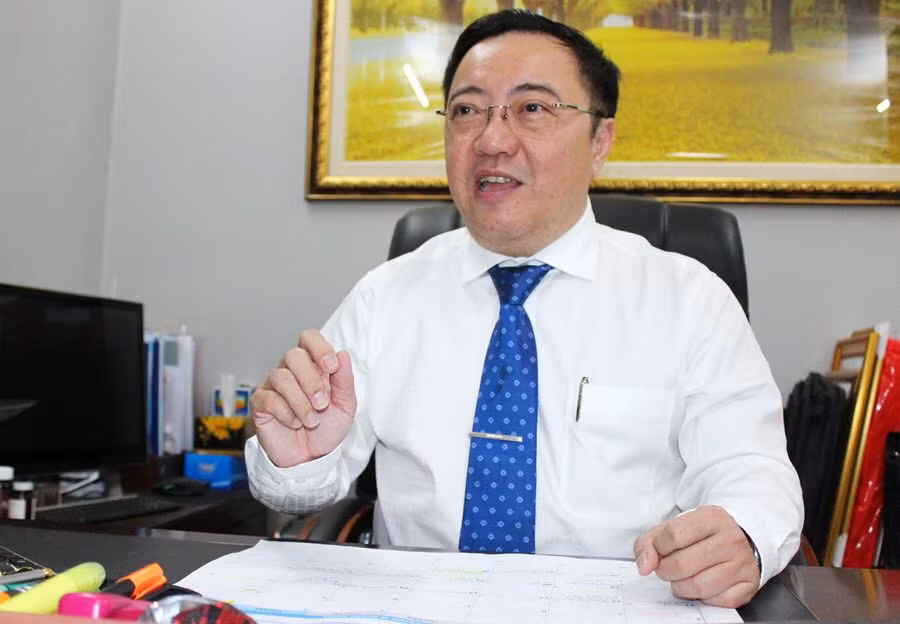 Lãnh đạo Sở Y tế Đồng Nai bị bắt liên quan đến vụ án hình sự Vi phạm quy định về đấu thầu gây hậu quả nghiêm trọng xảy ra tại Bệnh viện Đa khoa tỉnh Đồng Nai, Công ty cổ phần Tiến Bộ Quốc Tế và các đơn vị liên quan. Cơ quan điều tra xác minh dấu hiệu sai phạm trong việc thực hiện đấu thầu mua sắm trang thiết bị y tế tại dự án đầu tư xây dựng Bệnh viện Đa khoa Đồng Nai. 
