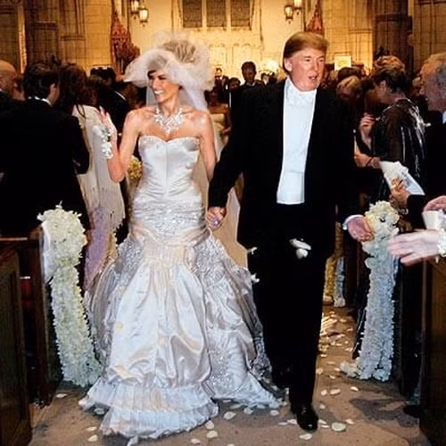 Đám cưới của Tổng thống Donald Trump và Đệ nhất phu nhân Melanie Trump được coi là hoành tráng, xa hoa bậc nhất. Đám cưới của họ được tổ chức vào ngày 22/1/2005 tại biệt thự riêng có tên Mar-a-Lago ở bãi biển Palm Beach, bang Florida, Mỹ.