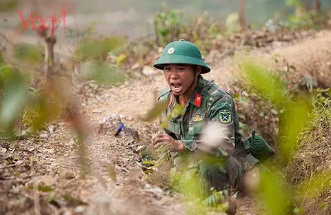 Học viên nắm và báo cáo tình hình tại trận địa.