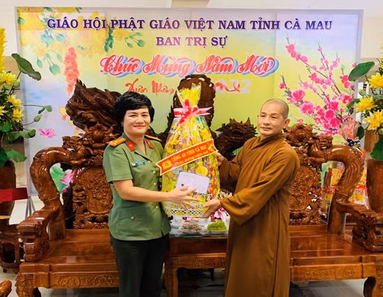 Đại tá Thủy từng công tác tại Cục An ninh nội địa, giữ chức Trưởng phòng 7. 